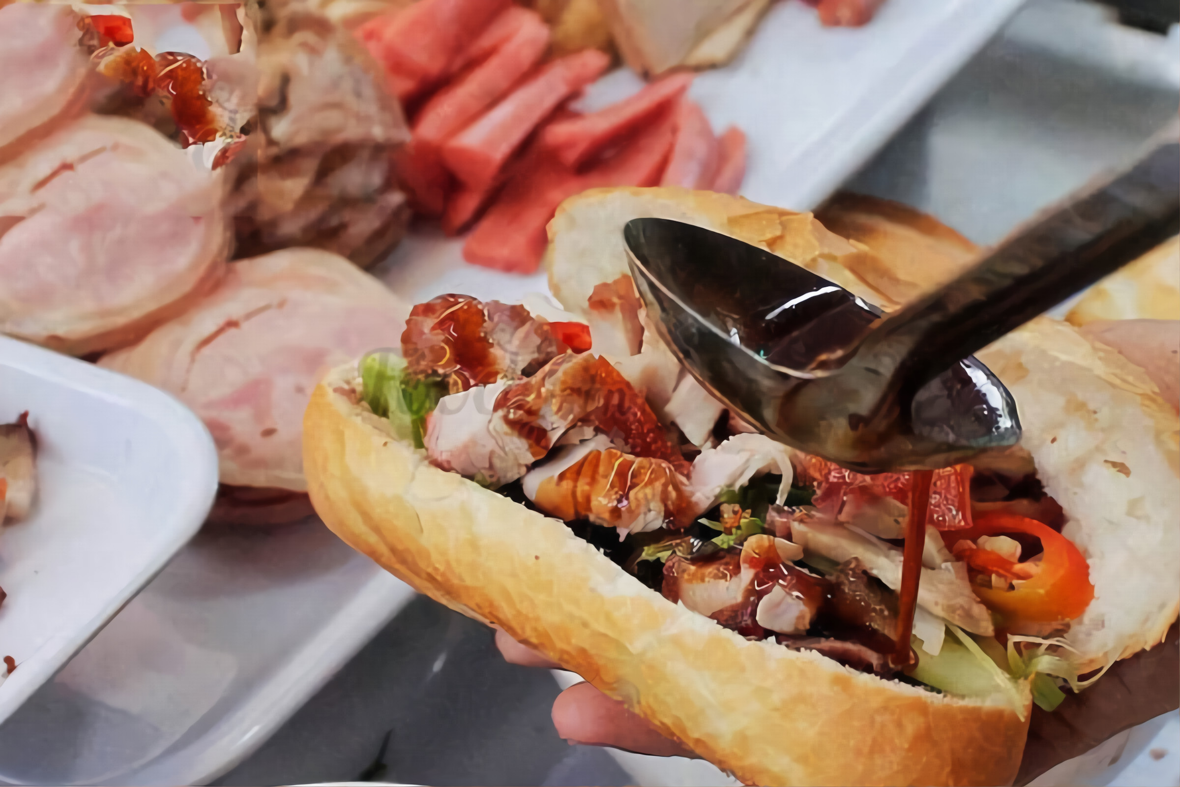 banh-mi-heo-quay
